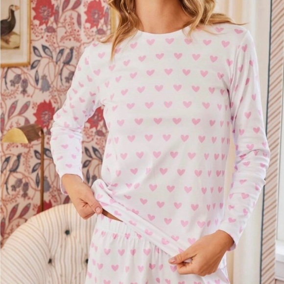 LAKE Other - Pink Heart Women's Pajama Set